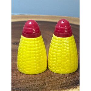 Vintage Lapin Plastic Corn Cob Salt & Pepper Shakers Yellow & Red Kitschy